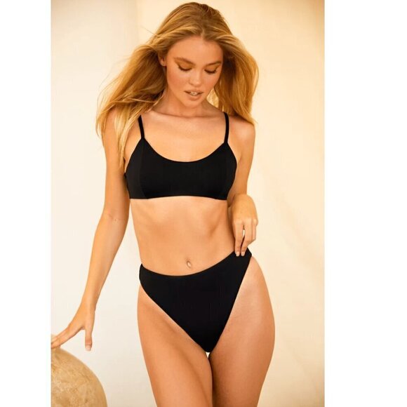 Dipping Daisy Redondo Matching Swimsuit Black White Scallop Trim - Picture 2 of 13